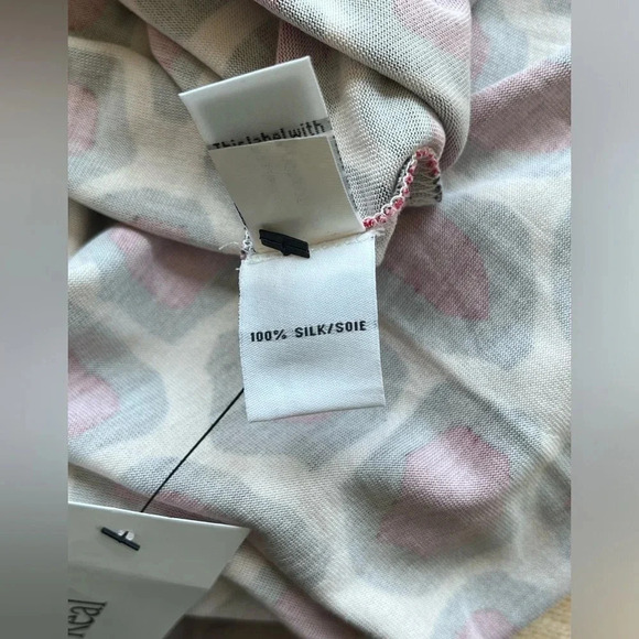 Diane Von Furstenberg Red White and Black Pattern Shift Dress Women Size 2 - Picture 6 of 7